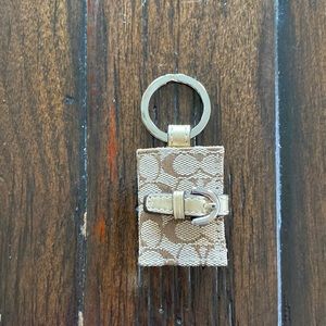 Coach picture keychain